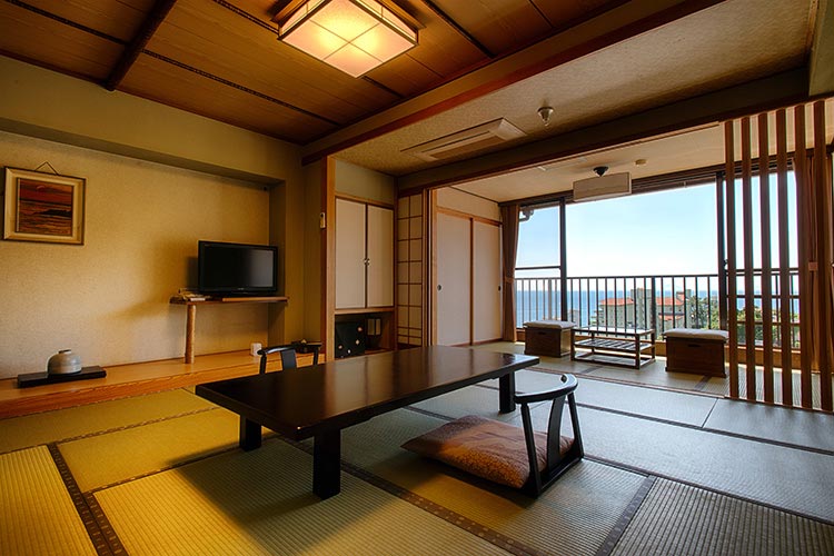 【露天風呂付】花たちばな館133号室または135号室