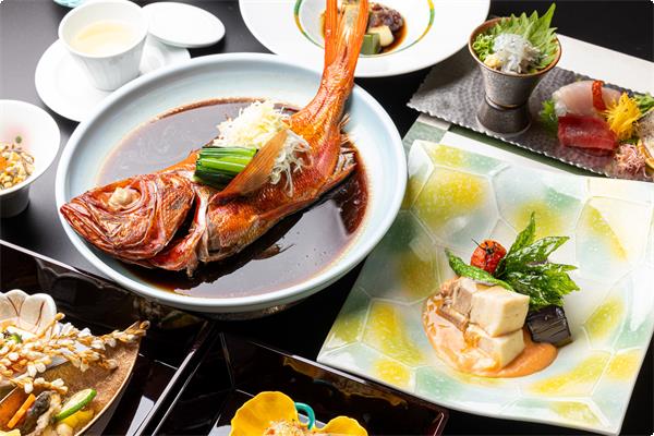 【定番「白銀」】伊豆の恵みを直送！金目鯛煮付・新鮮魚介の刺盛り・熱川ブランド豚の舌提み会席プラン